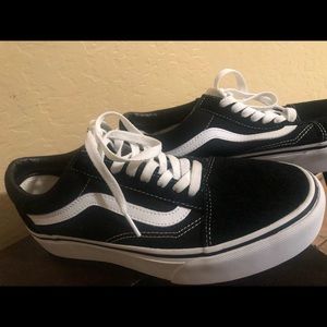 Vans old skool shoes woman's 9